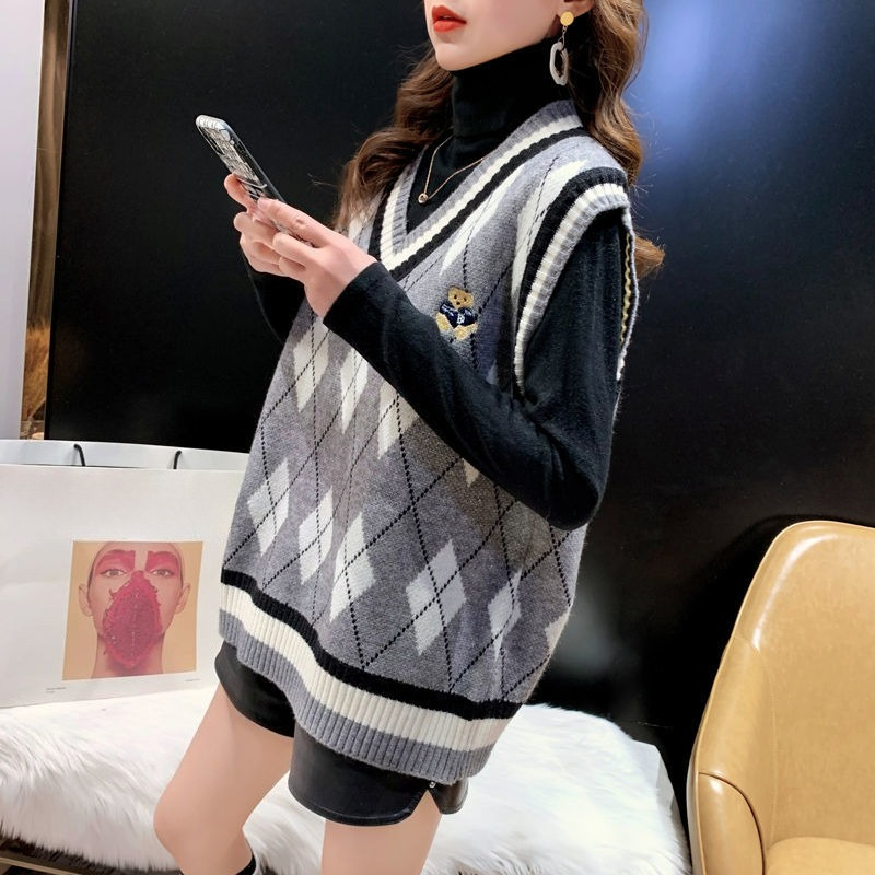 レッドニットベスト レディース ノースリーブ チョッキ 冬  - Winter Clothing Trends 2025 Women'S のレビューと価格