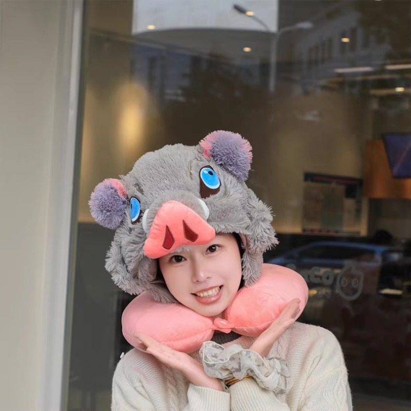 鬼滅の刃、伊之助の豚の頭をモチーフにしたフード付きケープブラ - Winter Clothing Anime のレビューと価格